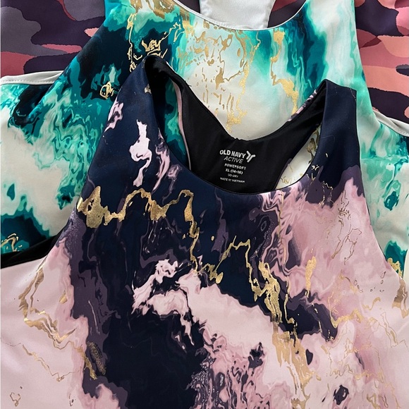 3 Girls Old Navy powersoft Sports Bra Youth XL 14 / 16 Not Padded Lined Metallic - Picture 2 of 9